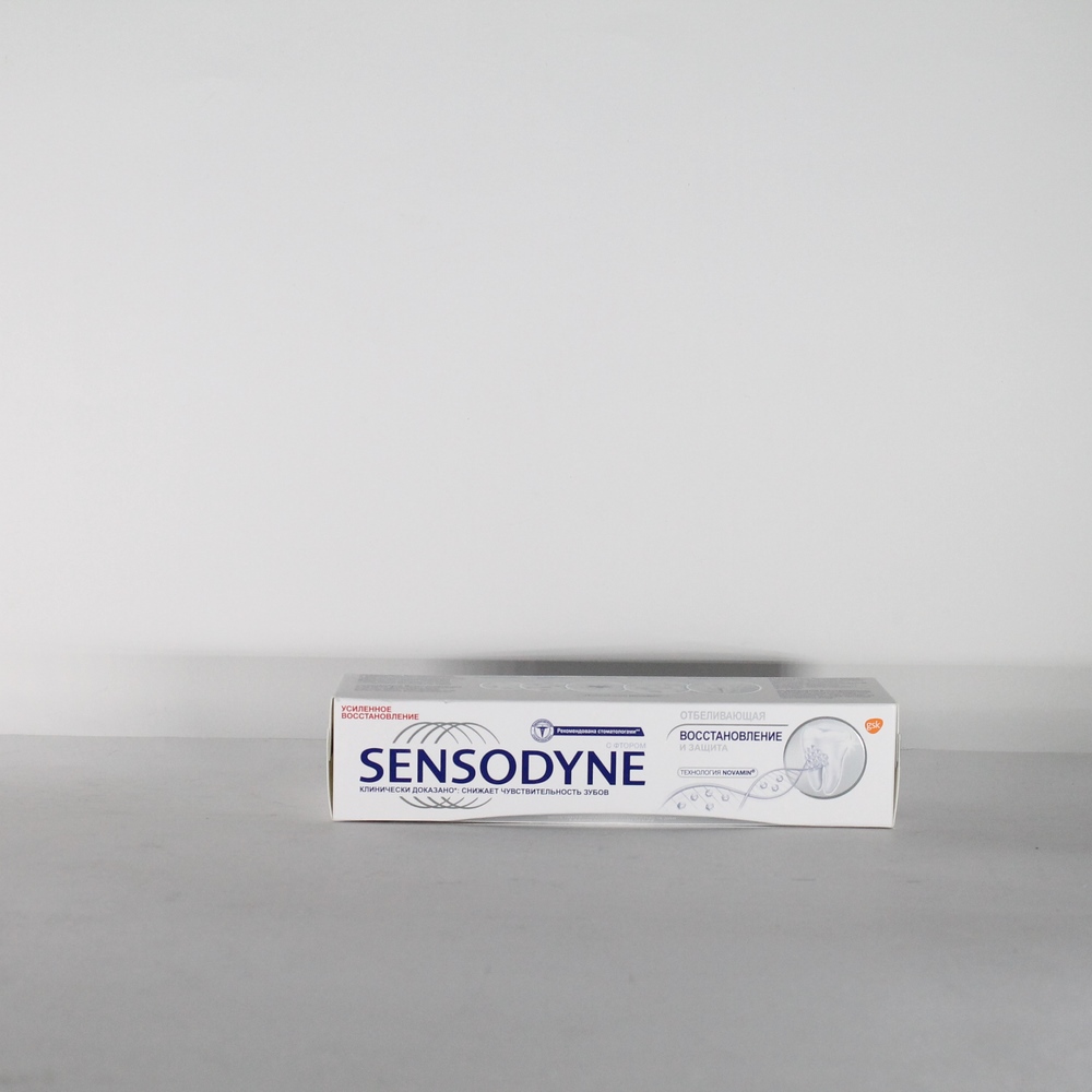 Зубная паста "Sensodyne" Отбеливающая с фтором, восстановление и защита 75гр 50213