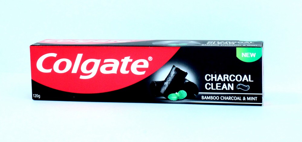 Зубная паста "Colgate" Charcoal clean бамбук+минтол, отбеливающая  120гр 52704