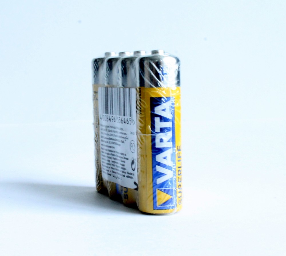 Батарейки АА (пальчиковые) 1,5V 4шт "Varta" Superlife R6 56465