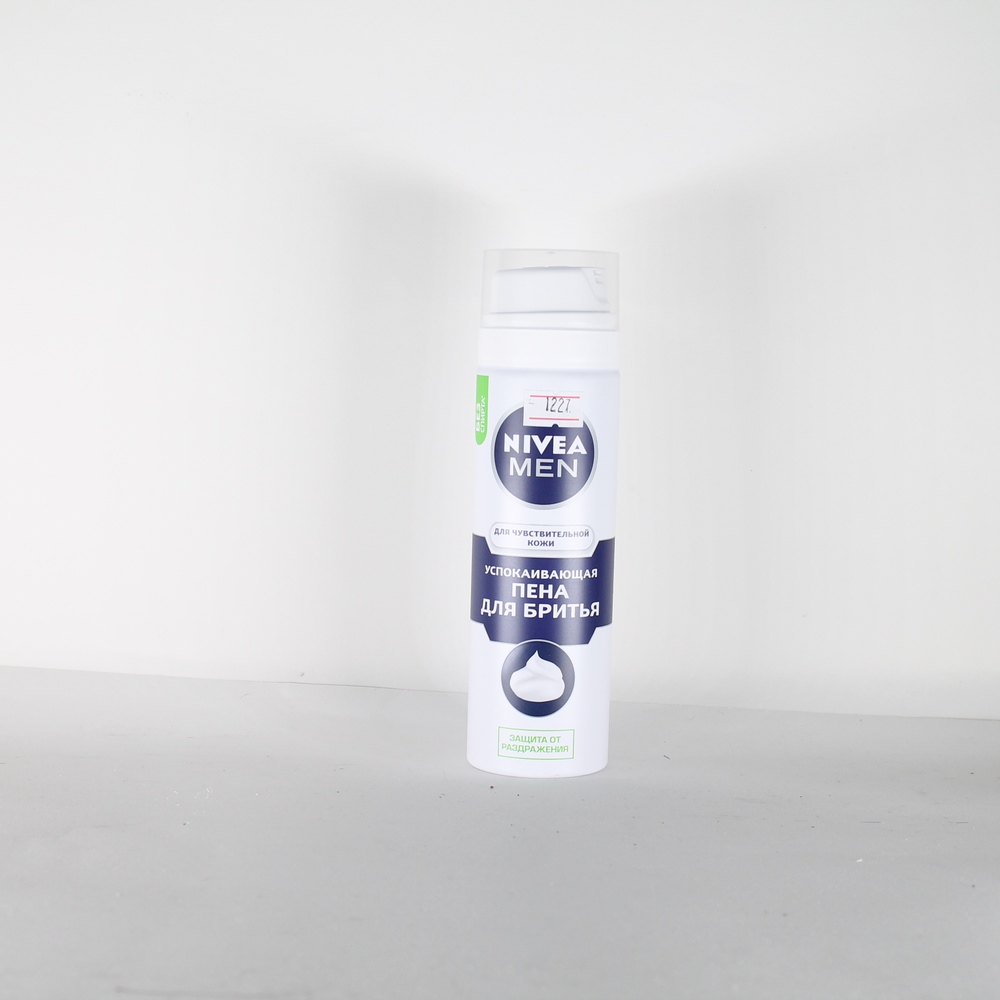Пена для бритья "Nivea men" Защита от раздражения, для чувствительной кожи, 200мл, 88824